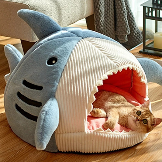 Shark Pet Nest – Semi-Enclosed Cosy Bed for Cats & Small Dogs